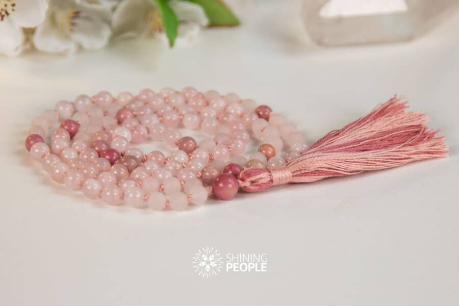 Pure Love mala med rosenkvarts og 6mm perler